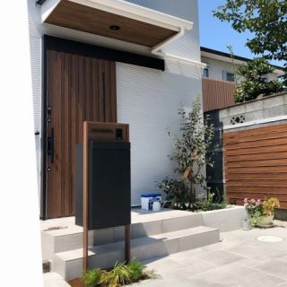 スタイリッシュな宅配ボックス　静岡市